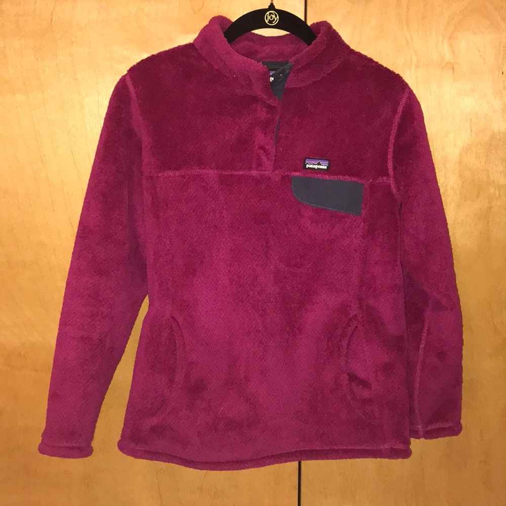 Pink Patagonia Lightweight Snap-T Fleece Pullover